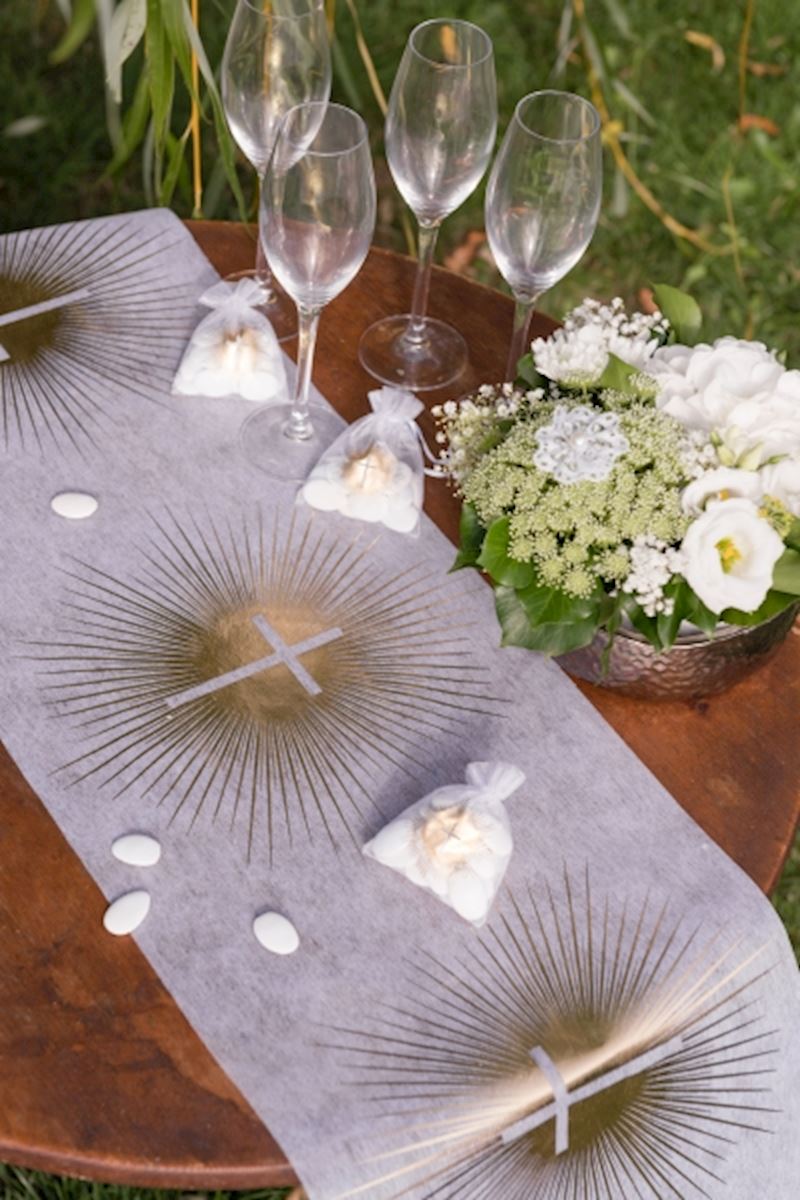 TISCHLÄUFER KOMMUNION