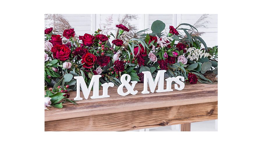 Schriftzug Mr & Mrs Holz