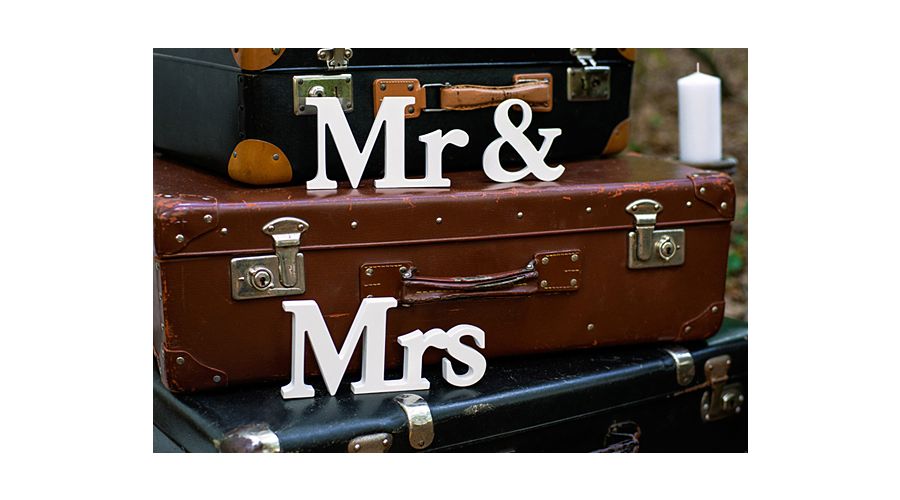 Schriftzug Mr & Mrs Holz
